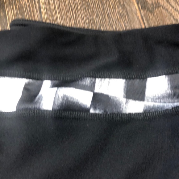 Workout pants - Picture 2 of 4